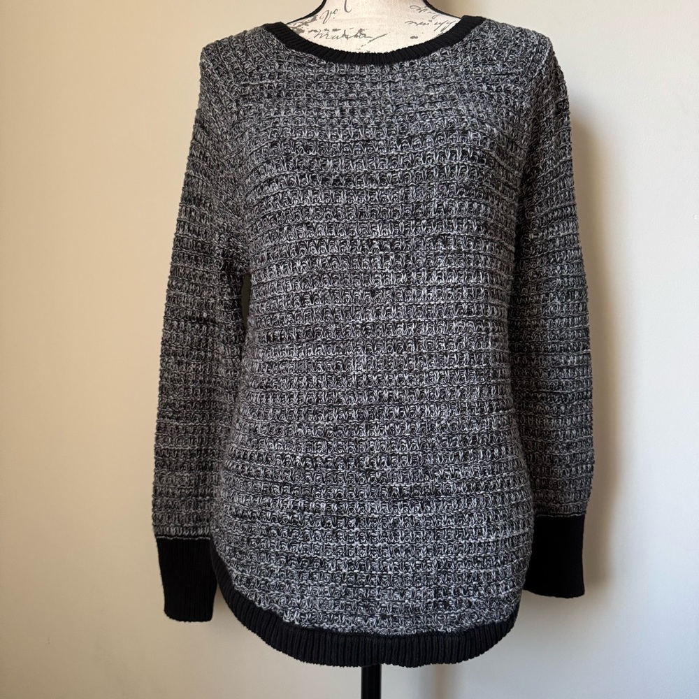Victoria's Secret Black & White Crew Neck Sweater